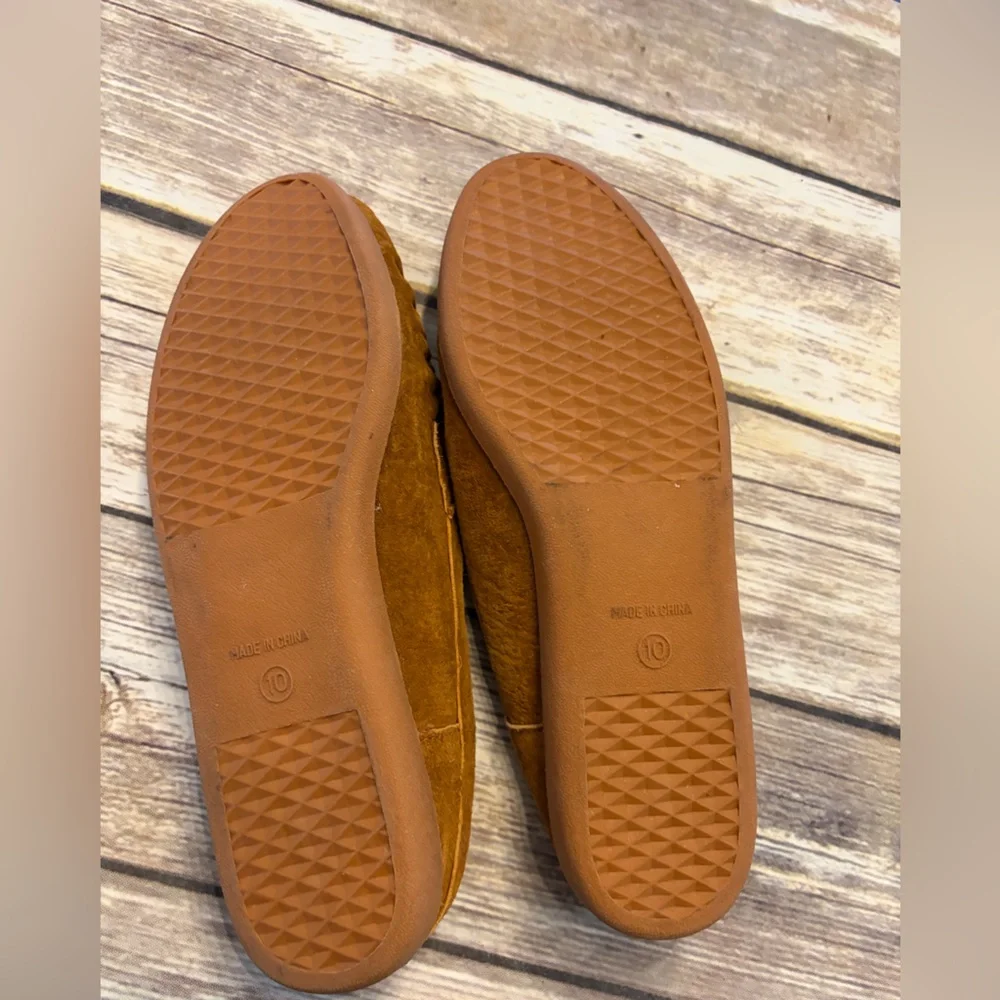 Size 10 Leather Moccasins - Picture 5 of 6